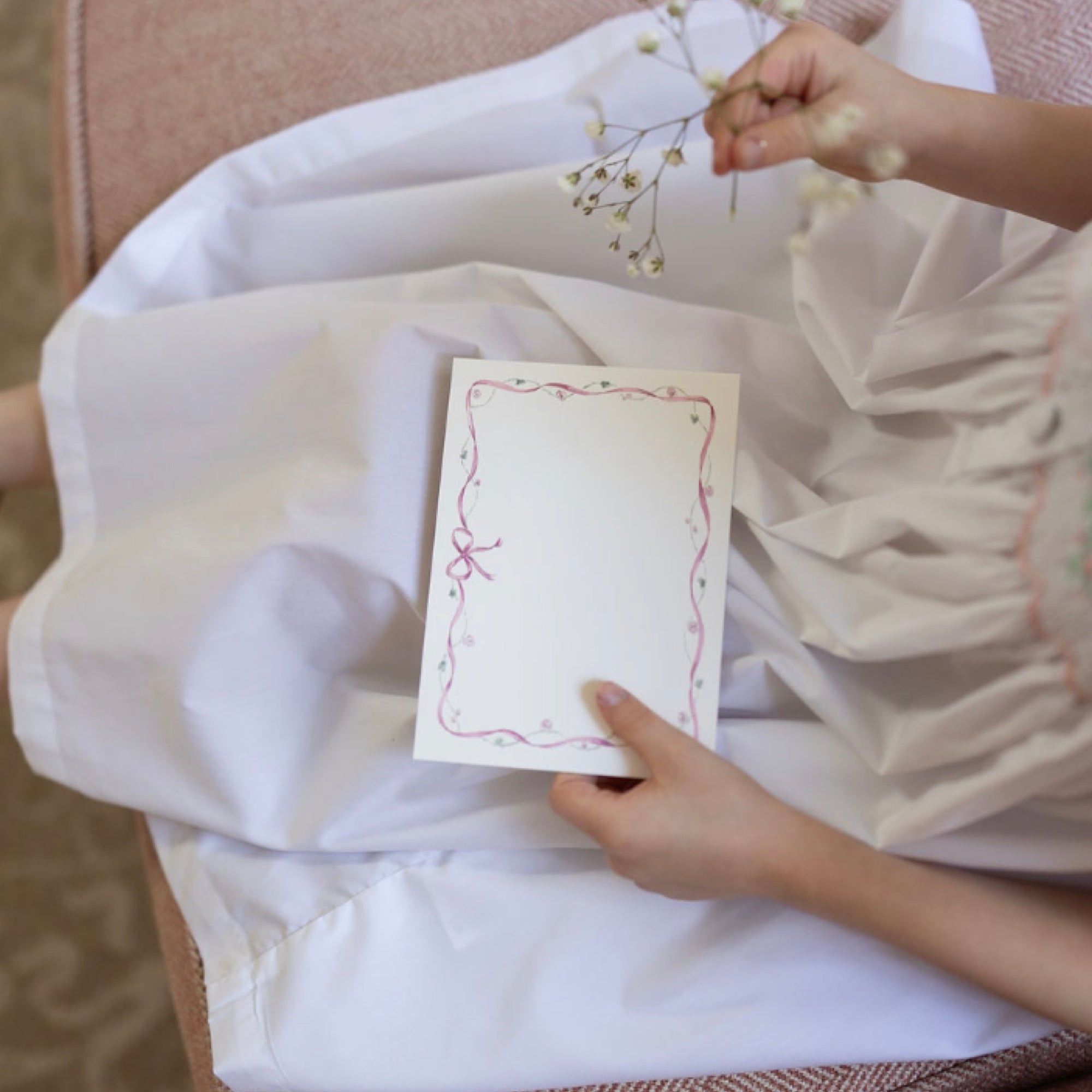 Memo Press x Smock London Rose Garland Note Cards