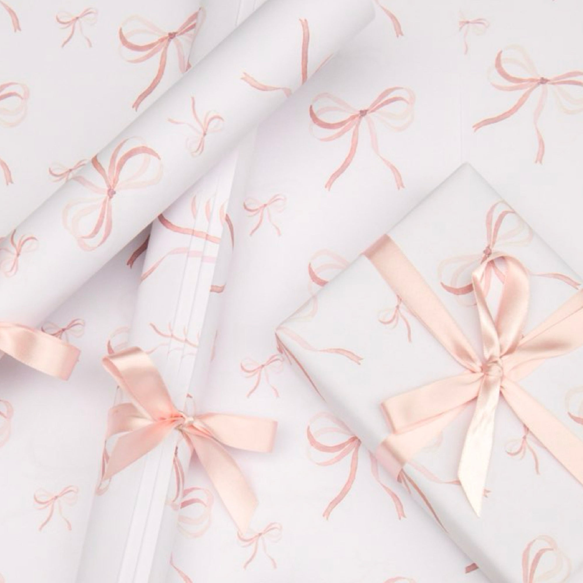 Shell Pink Bow Wrapping Paper