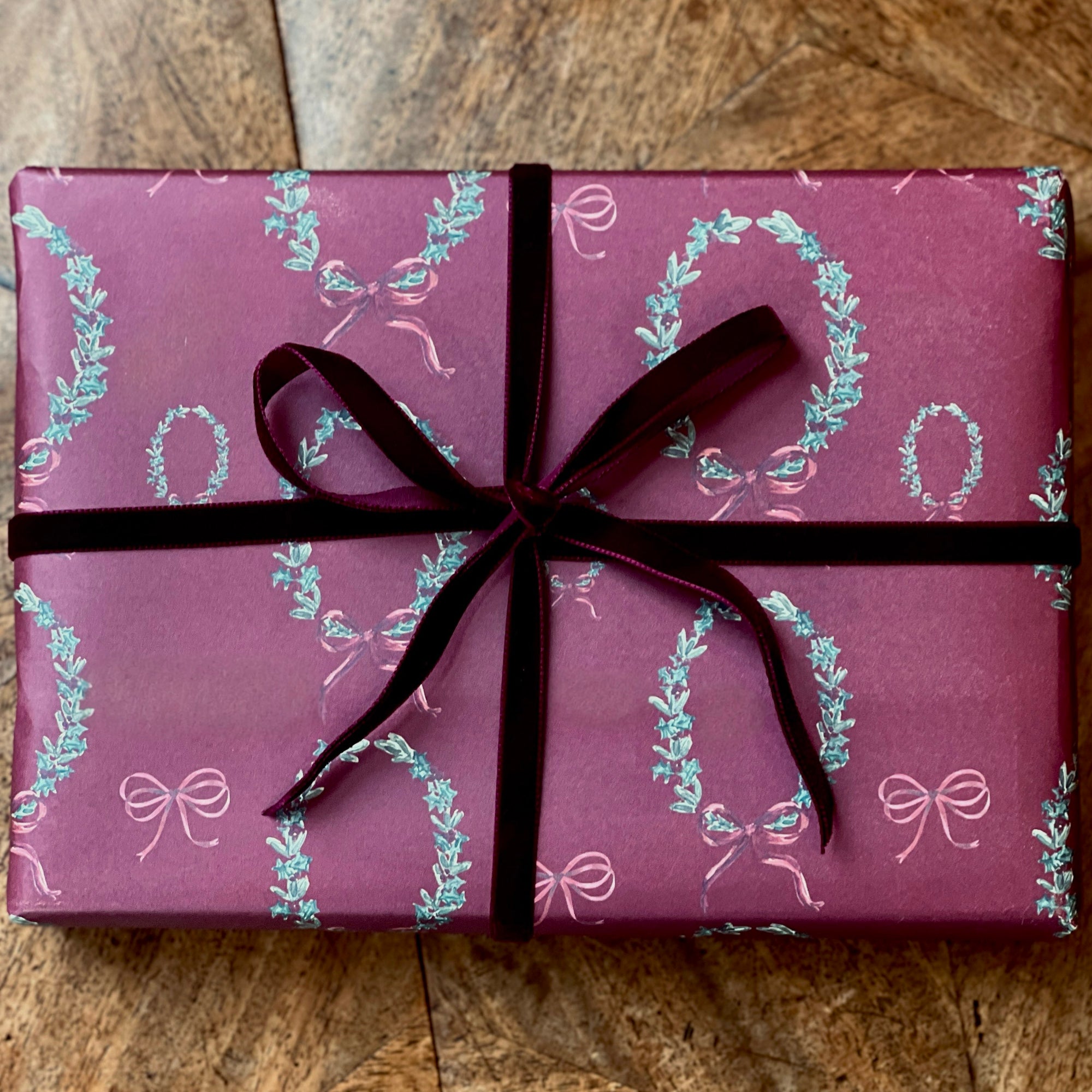 Wreath Wrapping Paper