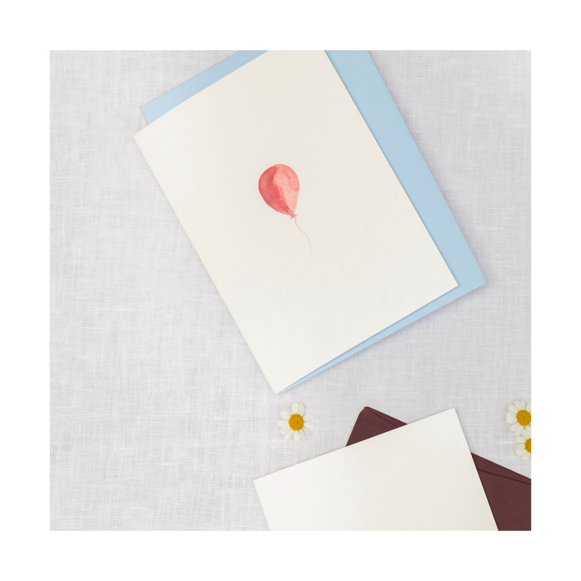 Balloon greetings card by Memo Press