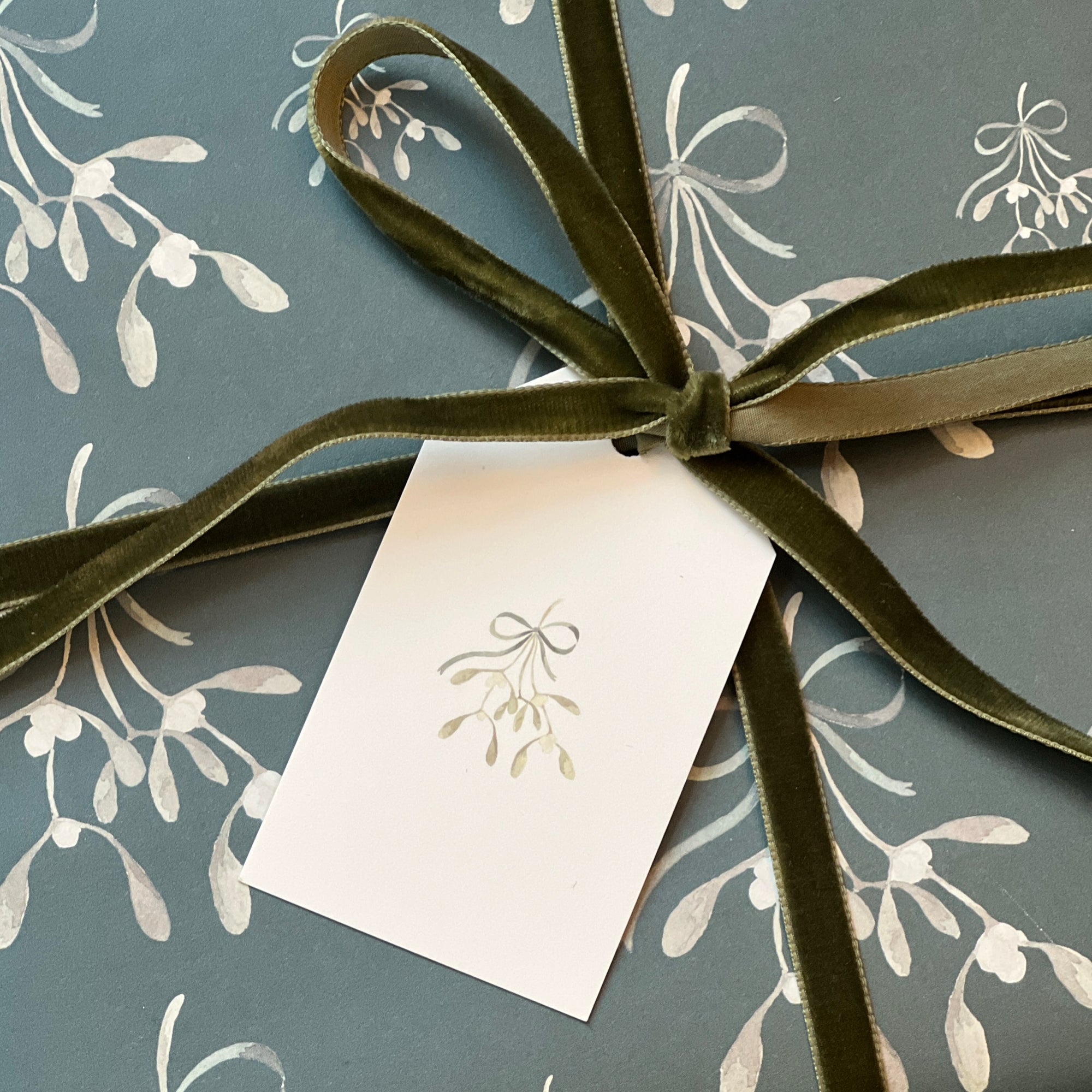 Mistletoe Gift Tags