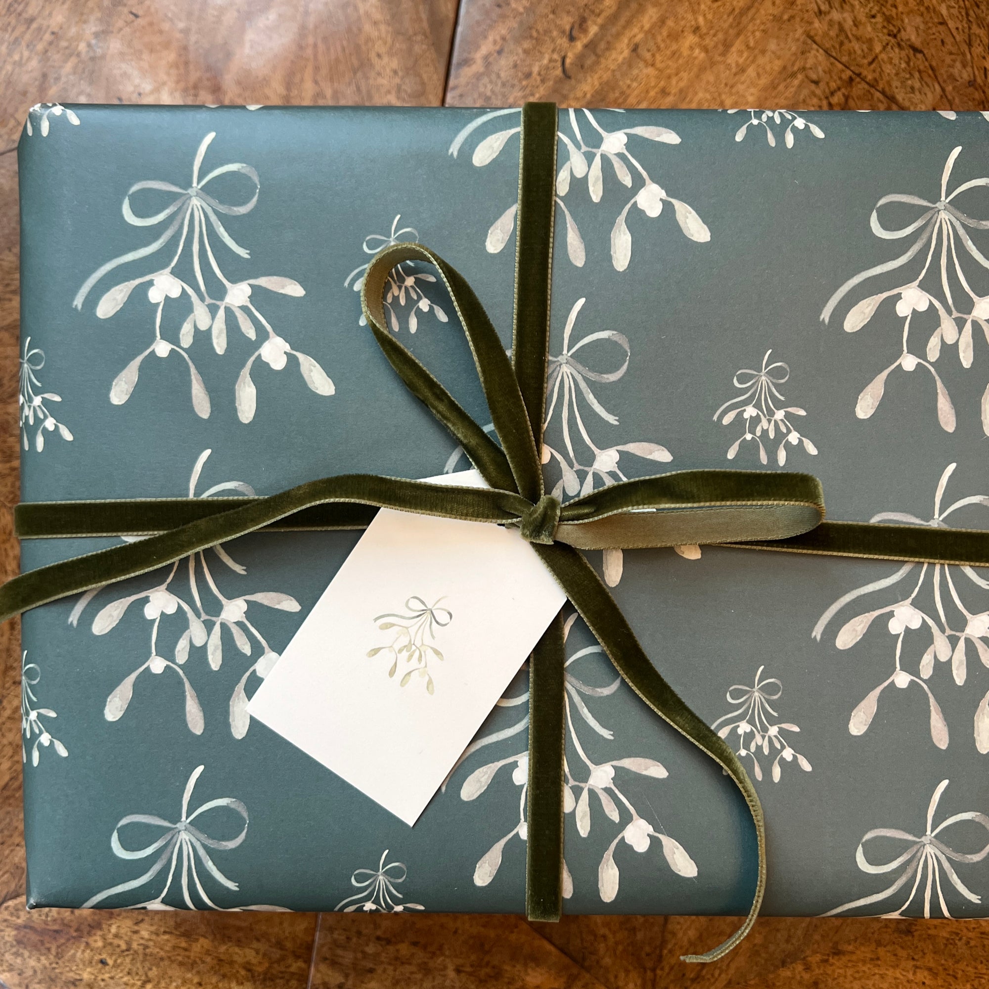 Mistletoe Gift Tags