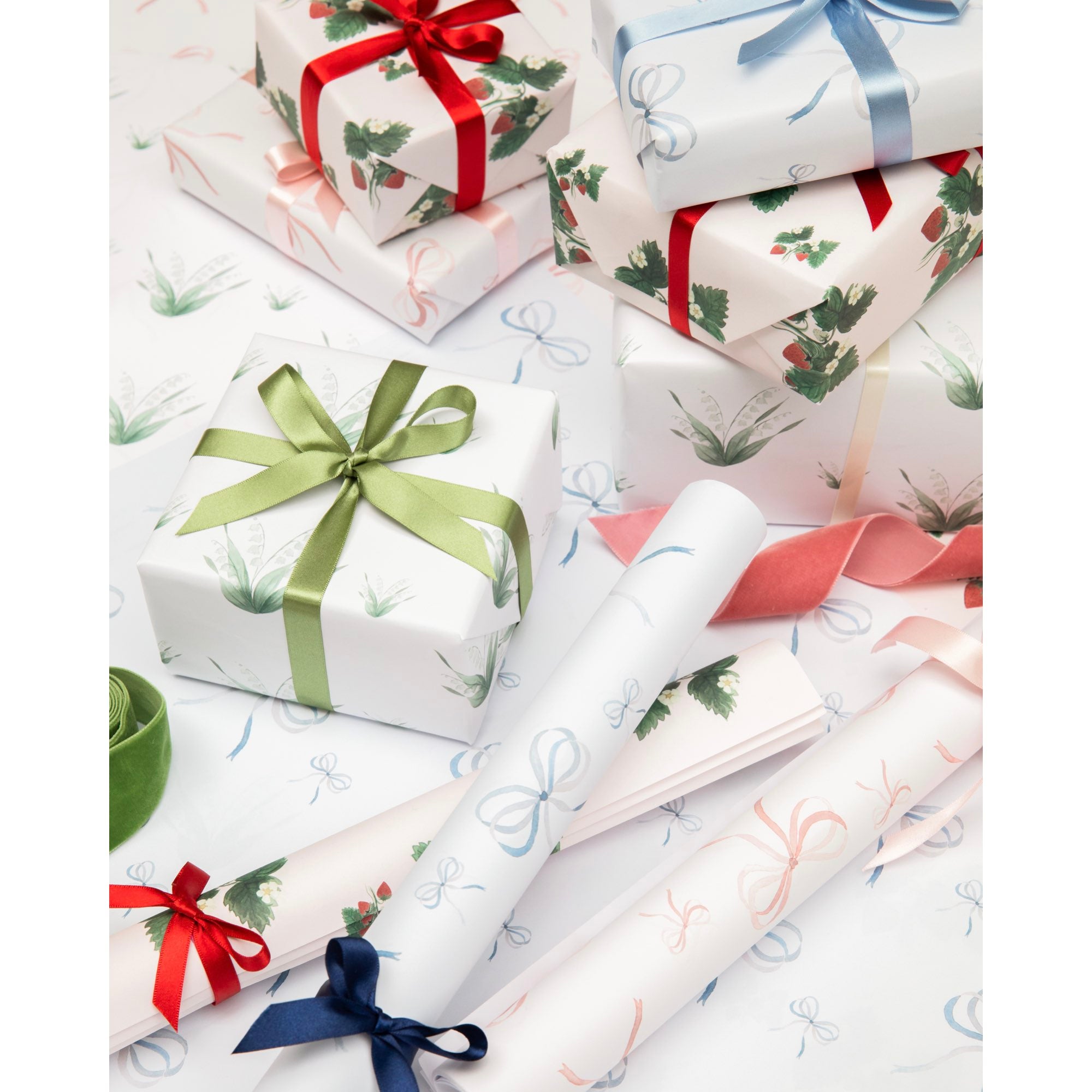 Wrapping paper by Memo Press